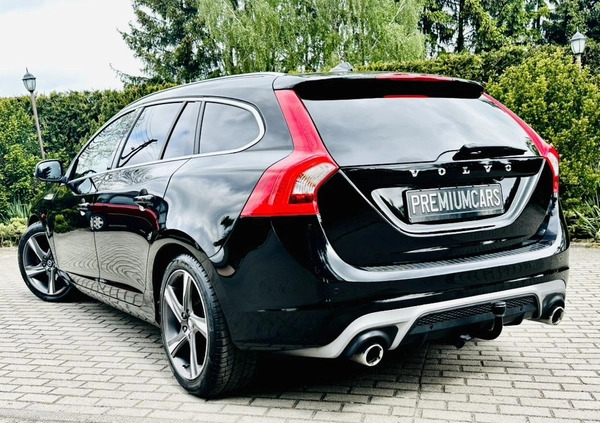 Volvo V60 cena 77900 przebieg: 202762, rok produkcji 2018 z Sztum małe 781